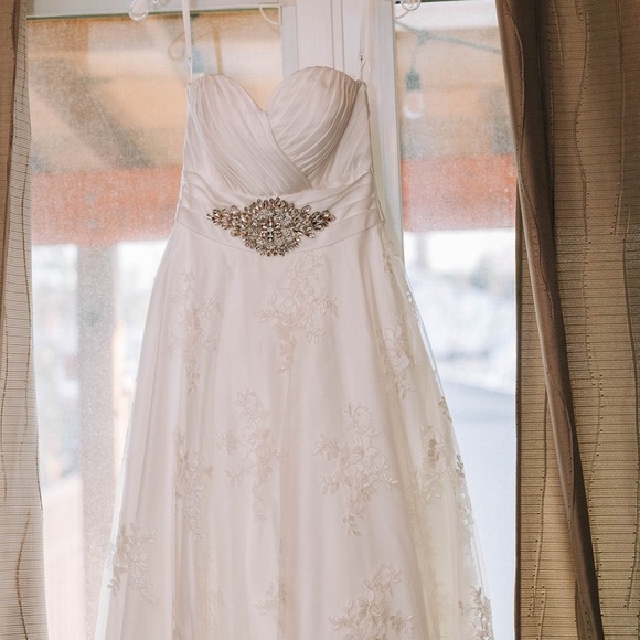 Size 2 - Picture 1 of 5